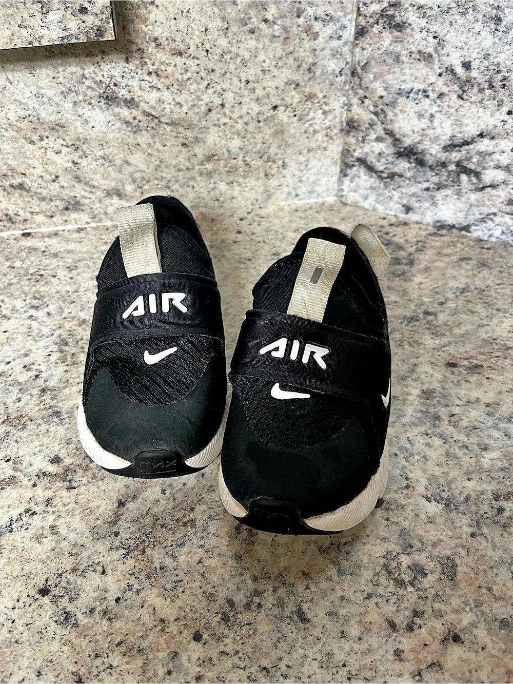 Nike Air Max 27c Kids Sneakers Black & White US 7C
